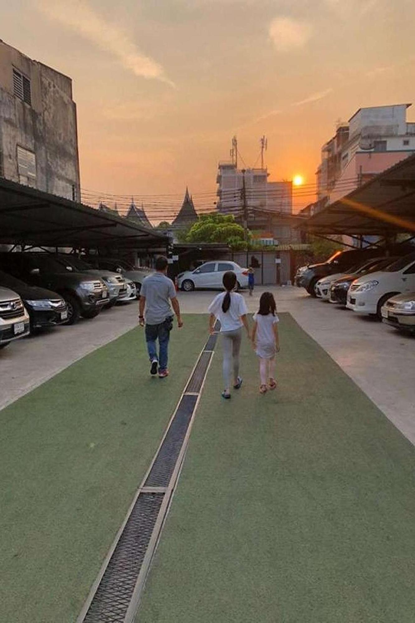 51 สวนพลู เรสซิเดนซ์ 3* กรุงเทพมหานคร